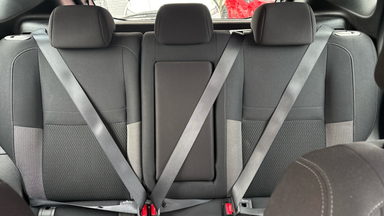 Nissan Qashqai 1.3 DiG-T Acenta Premium 5dr Petrol Hatchback